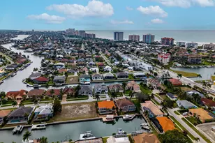 778 Bluebonnet Ct, Marco Island, FL 34145 - Photo 38