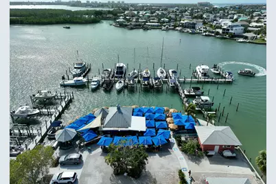 125 E Pago Pago Drive E, Naples, FL 34113 - Photo 38