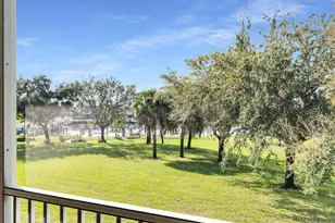 285 Cays Dr, Naples, FL 34114 - Photo 4