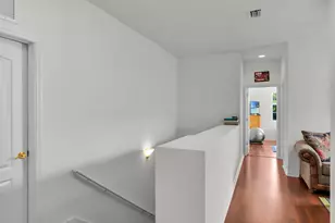 285 Cays Dr, Naples, FL 34114 - Photo 14