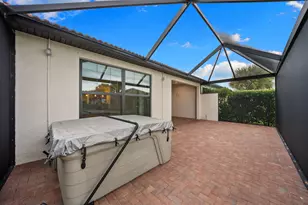 1511 Oceania Dr S, Naples, FL 34113 - Photo 10