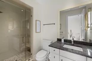 221 Aqua Ct, Naples, FL 34102 - Photo 32