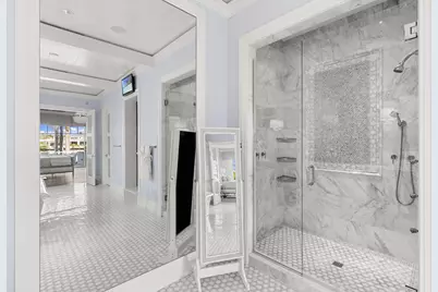 221 Aqua Ct, Naples, FL 34102 - Photo 28