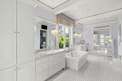 221 Aqua Ct, Naples, FL 34102 - Photo 26
