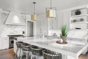 221 Aqua Ct, Naples, FL 34102 - Photo 14