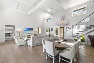 221 Aqua Ct, Naples, FL 34102 - Photo 12