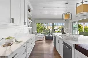 221 Aqua Ct, Naples, FL 34102 - Photo 18