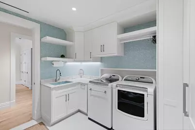 221 Aqua Ct, Naples, FL 34102 - Photo 42