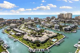 860 Panama Ct, Marco Island, FL 34145 - Photo 42