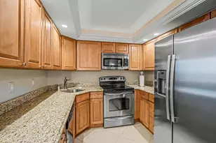 260 Seaview Ct, Marco Island, FL 34145 - Photo 2