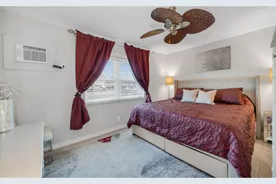 235 Seaview Court #B2, Marco Island, FL 34145 - Photo 16