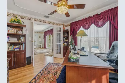 141 Pago Pago Drive E, Naples, FL 34113 - Photo 32