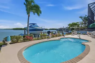 141 Pago Pago Dr E, Naples, FL 34113 - Photo 38