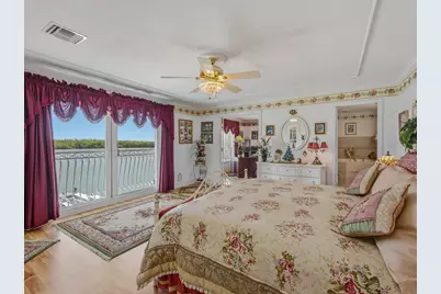 141 Pago Pago Drive E, Naples, FL 34113 - Photo 26