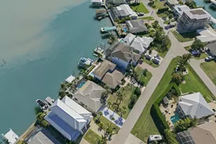 141 Pago Pago Dr E, Naples, FL 34113 - Photo 6