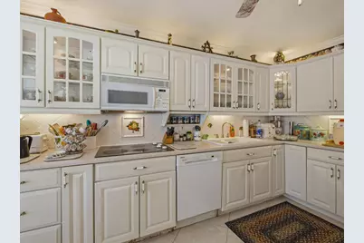 141 Pago Pago Drive E, Naples, FL 34113 - Photo 24