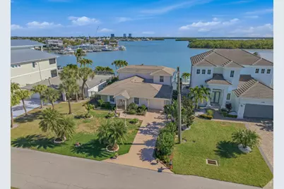 141 Pago Pago Drive E, Naples, FL 34113 - Photo 2