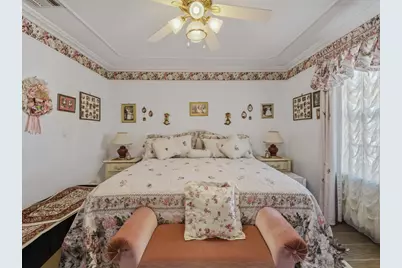 141 Pago Pago Drive E, Naples, FL 34113 - Photo 36