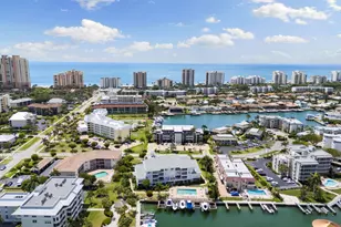 919 Huron Ct, Marco Island, FL 34145 - Photo 30