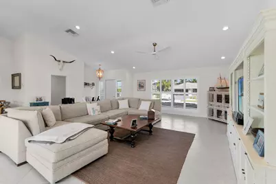 1609 Villa Court, Marco Island, FL 34145 - Photo 6