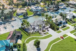 975 Sundrop Ct, Marco Island, FL 34145 - Photo 10