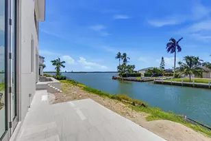 975 Sundrop Ct, Marco Island, FL 34145 - Photo 20