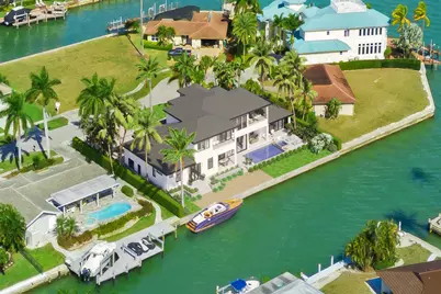 975 Sundrop Court, Marco Island, FL 34145 - Photo 10