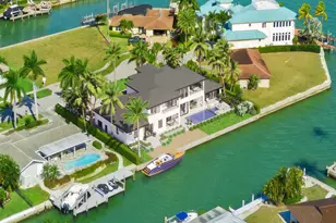 975 Sundrop Ct, Marco Island, FL 34145 - Photo 10