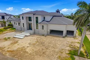 975 Sundrop Ct, Marco Island, FL 34145 - Photo 18