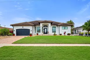 21 Hickory Ct, Marco Island, FL 34145 - Photo 2