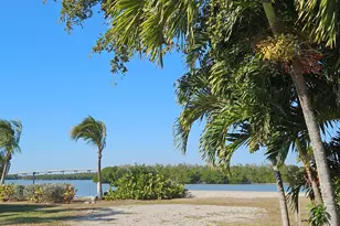 238 Harbor Pl N, Goodland, FL 34140 - Photo 6