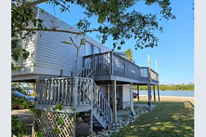 238 Harbor Place N, Goodland, FL 34140 - Photo 4