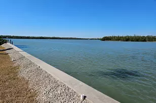 238 Harbor Pl N, Goodland, FL 34140 - Photo 10