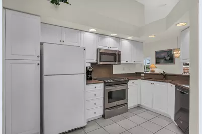 254 Newport Drive #412, Naples, FL 34114 - Photo 6