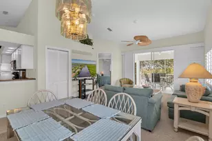 254 Newport Dr, Naples, FL 34114 - Photo 4