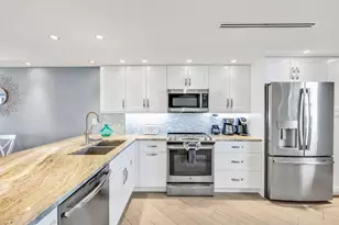 380 Seaview Ct, Marco Island, FL 34145 - Photo 6