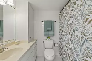 931 Collier Ct, Marco Island, FL 34145 - Photo 16