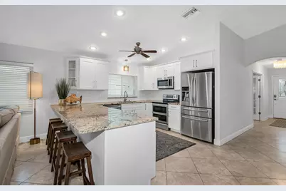 707 96th Avenue N, Naples, FL 34108 - Photo 6