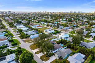 707 96th Ave N, Naples, FL 34108 - Photo 36