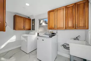 3954 Coconut Cir N, Naples, FL 34104 - Photo 22