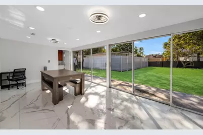 3954 Coconut Circle N, Naples, FL 34104 - Photo 12