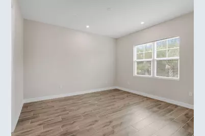 268 Indies Drive E #201, Naples, FL 34114 - Photo 8