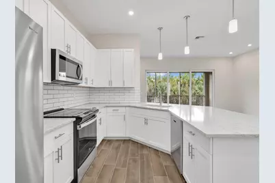 268 Indies Drive E #201, Naples, FL 34114 - Photo 6