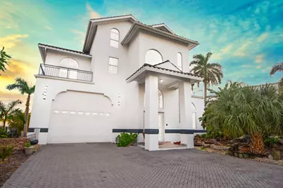 28 W Pelican Street, Naples, FL 34113 - Photo 2