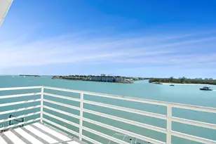 28 W Pelican St, Naples, FL 34113 - Photo 28