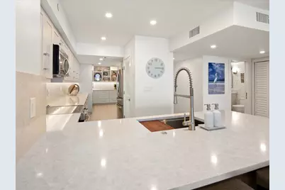 990 Cape Marco #307, Marco Island, FL 34145 - Photo 10