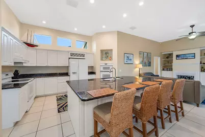 934 Marble Drive, Naples, FL 34104 - Photo 10