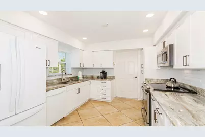 40 Buttercup Court, Marco Island, FL 34145 - Photo 6