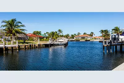 40 Buttercup Court, Marco Island, FL 34145 - Photo 4