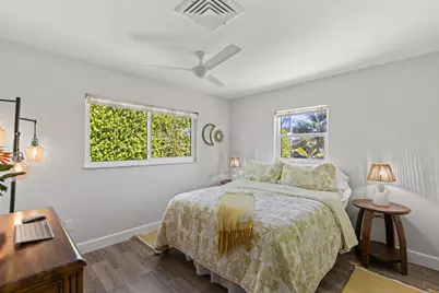 403 Grenada Avenue, Naples, FL 34113 - Photo 12